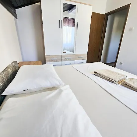 Apartman Primoz 1 Pinezići